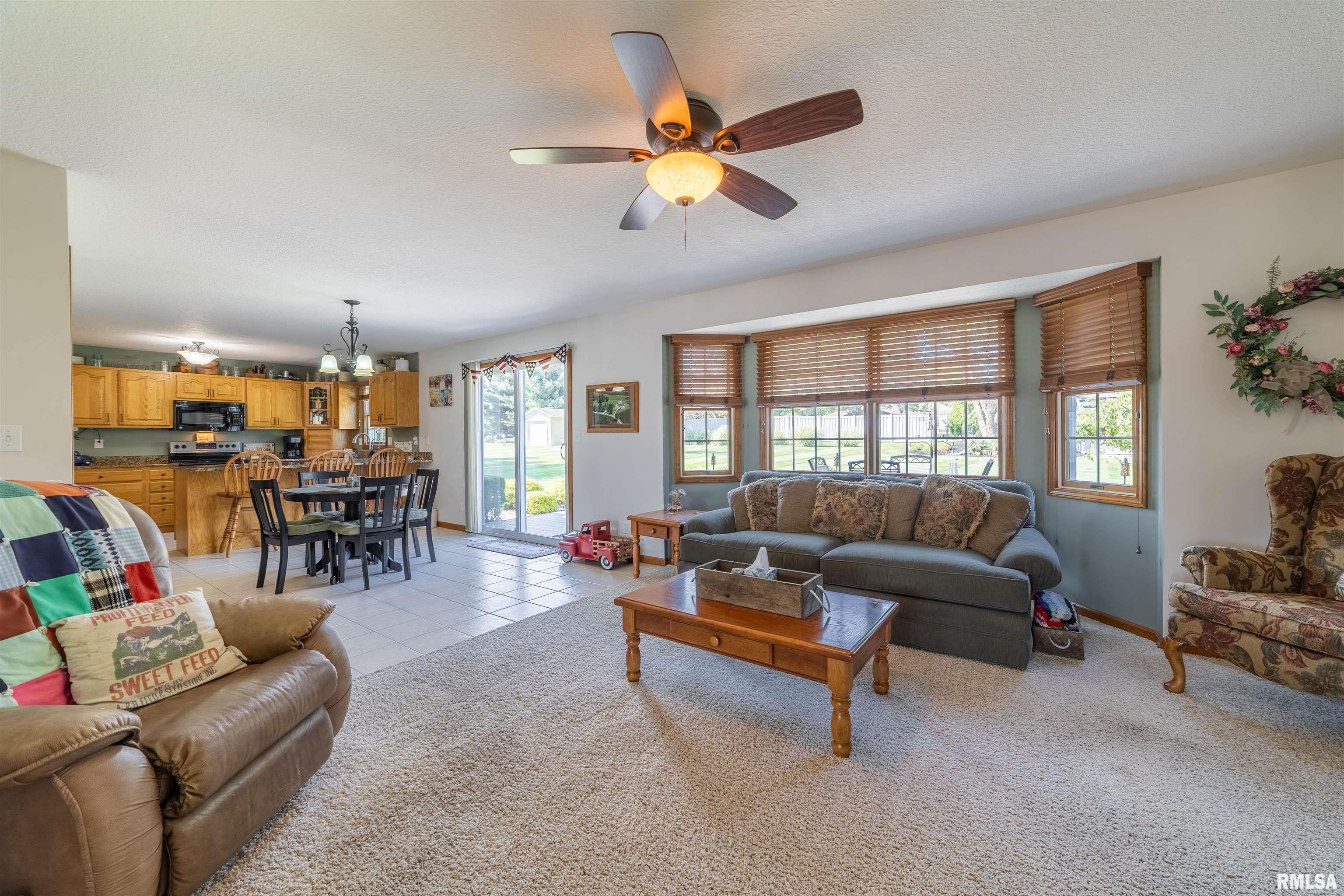 3309 Wynridge Road Quincy, IL 62305 - Photo 7 of 60 Gallery Image 7