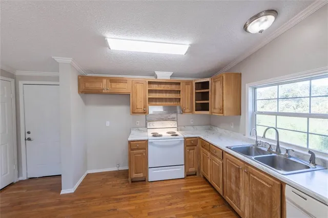 $1,375 | 121 Windy Creek Court, Springtown, TX 76082