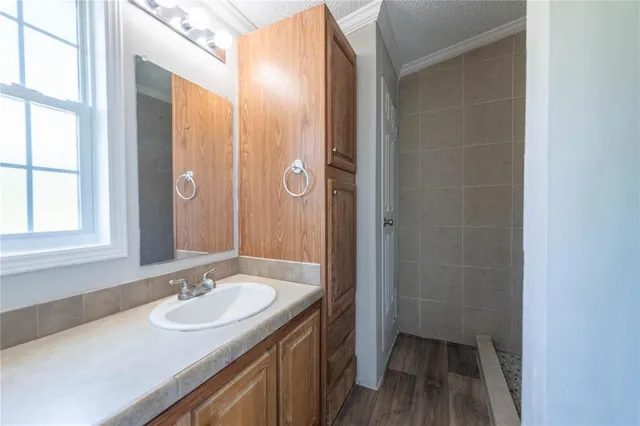 $1,375 | 121 Windy Creek Court, Springtown, TX 76082