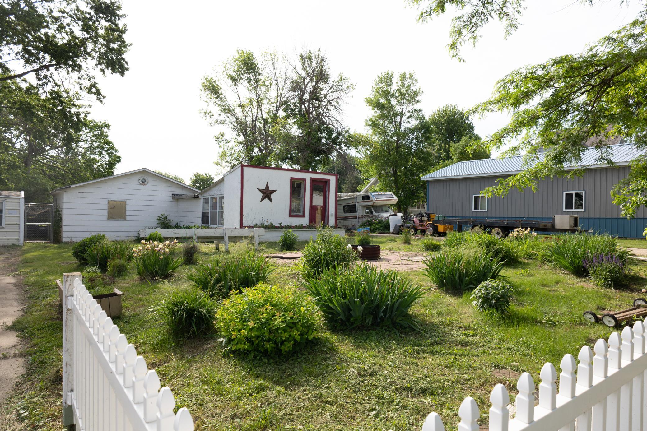 104 Indiana Avenue Adrian, MN 56110 - Photo 11 of 48