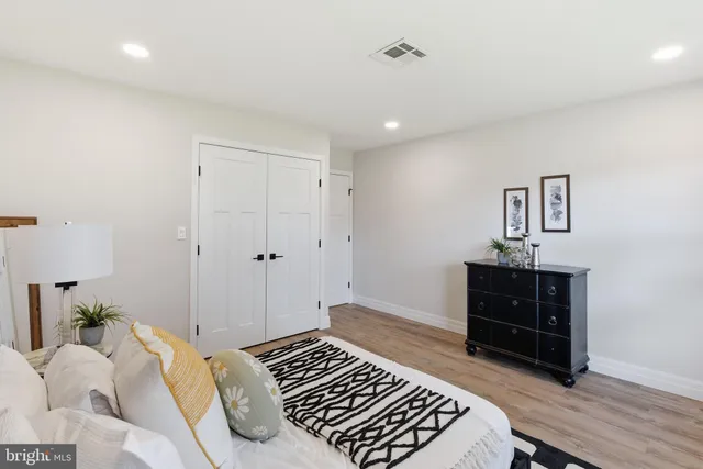 $297,900 | 1015 Aberdeen Drive, Unit A, Lakewood, NJ 08701