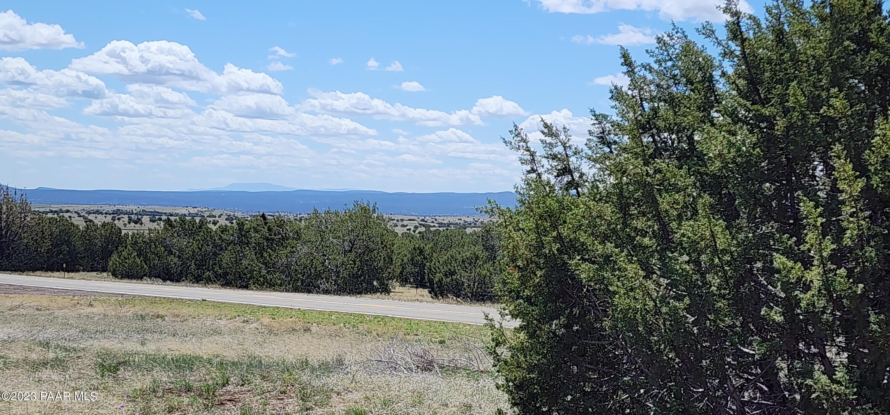 12 Crookton Road Ash Fork, AZ 86320 - Photo 4 of 10 Crookton Rd