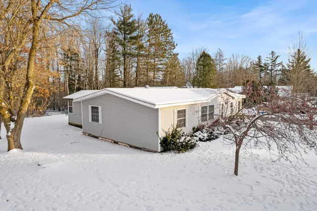 $189,900 | N1796 South N3 Drive, Menominee, MI 49858