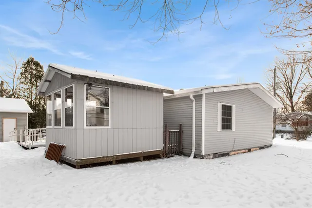 $189,900 | N1796 South N3 Drive, Menominee, MI 49858