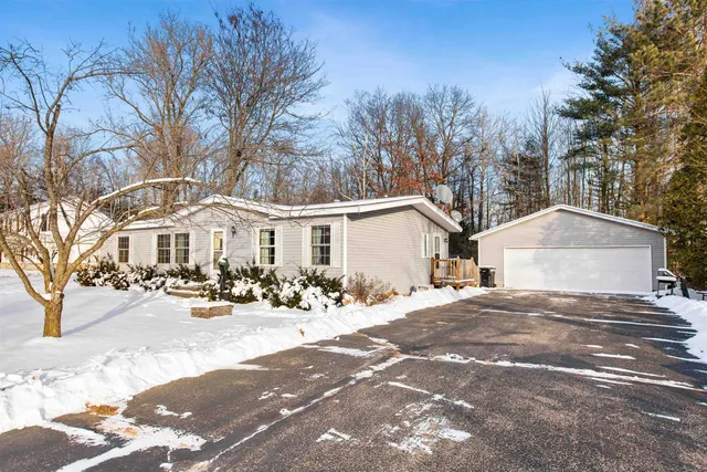 $189,900 | N1796 South N3 Drive, Menominee, MI 49858