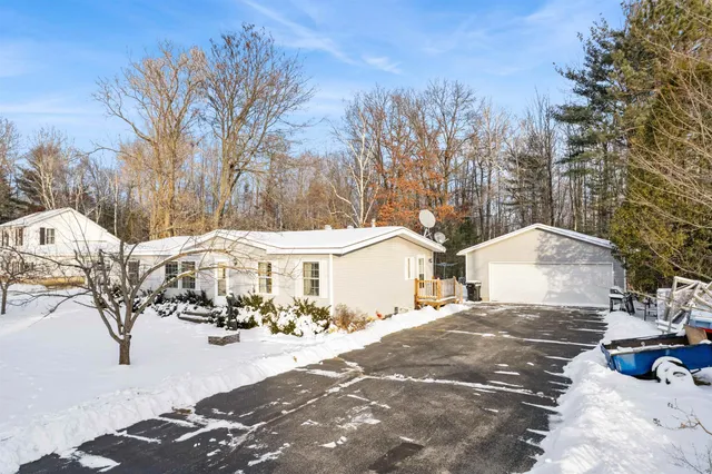 $189,900 | N1796 South N3 Drive, Menominee, MI 49858