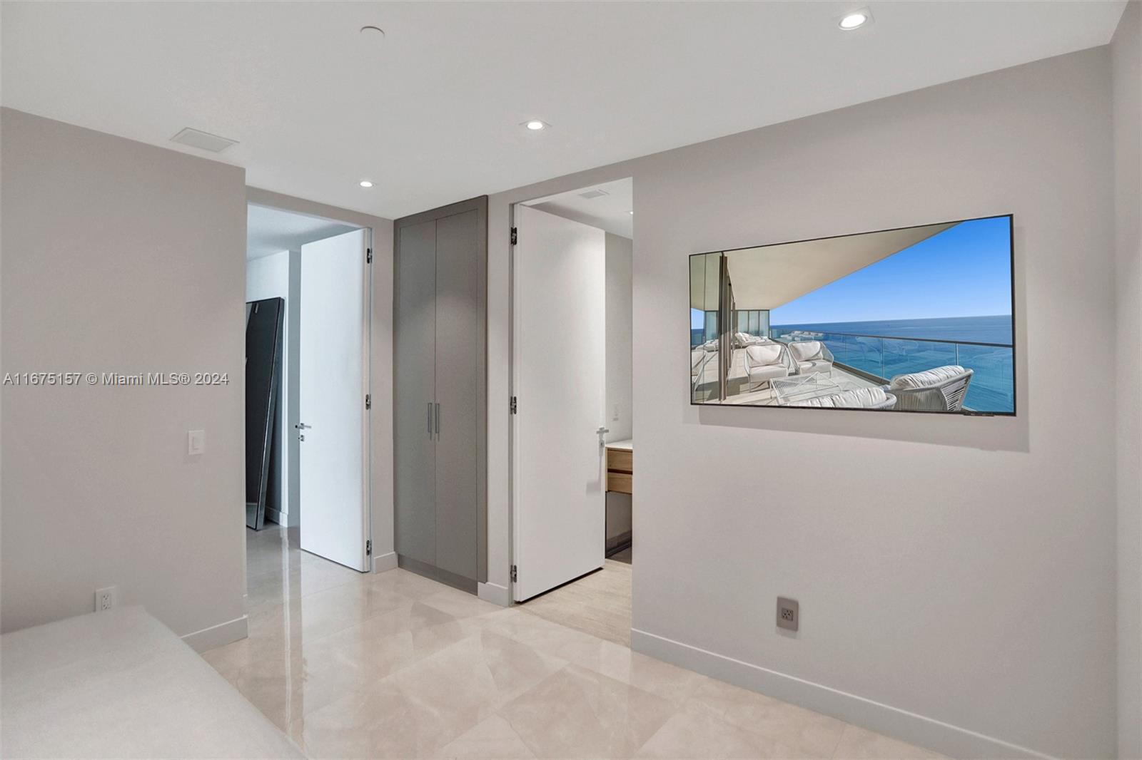 18975 Collins Avenue, Unit 2001 Sunny Isles Beach, FL 33160 - Photo 45 of 86 DEN - 4TH BEDROOM