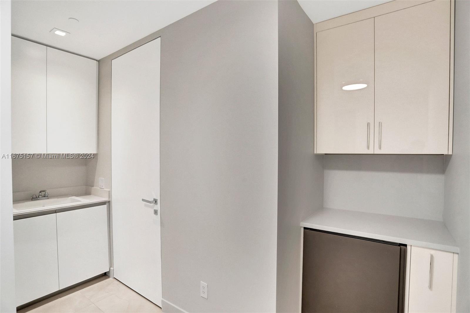 18975 Collins Avenue, Unit 2001 Sunny Isles Beach, FL 33160 - Photo 62 of 86 SERVICE QUATER