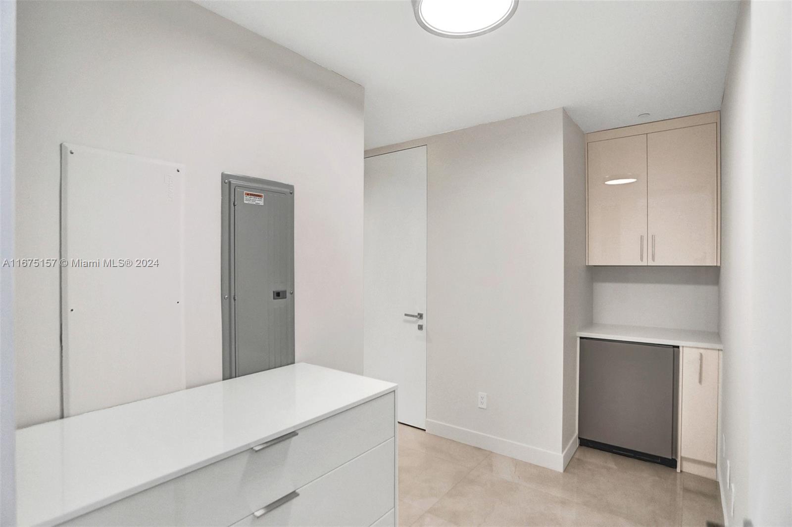 18975 Collins Avenue, Unit 2001 Sunny Isles Beach, FL 33160 - Photo 64 of 86 SERVICE QUATER