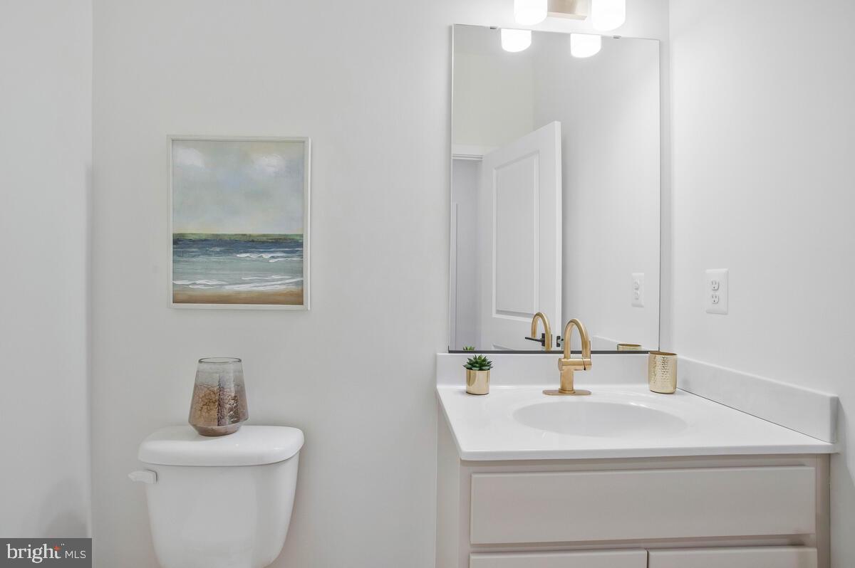 3980 Ferry Landing Road Dunkirk, MD 20754 - Photo 26 of 49 Powder Room