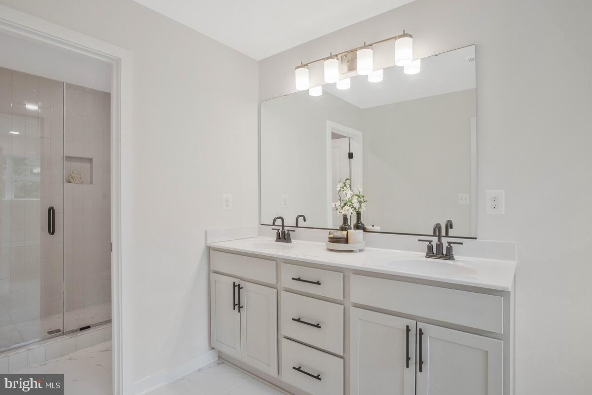 3980 Ferry Landing Road Dunkirk, MD 20754 - Photo 32 of 49 Luxurious Owner's Bath