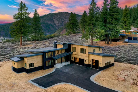 $2,750,000 | 10646 Tudor Lane, Truckee, CA 96161