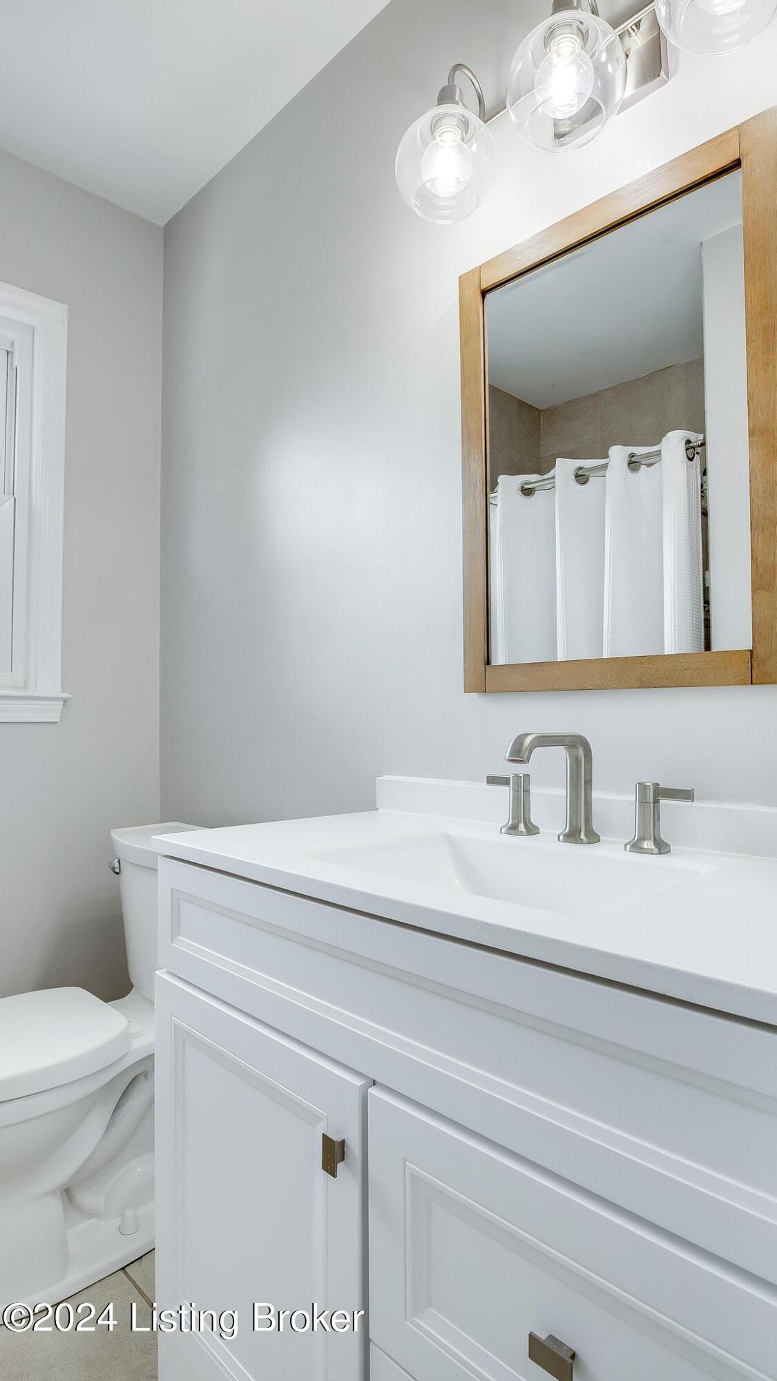 2303 Meadow Road Louisville, KY 40205 - Photo 29 of 57 2303_MeadowRd_40205_0543_