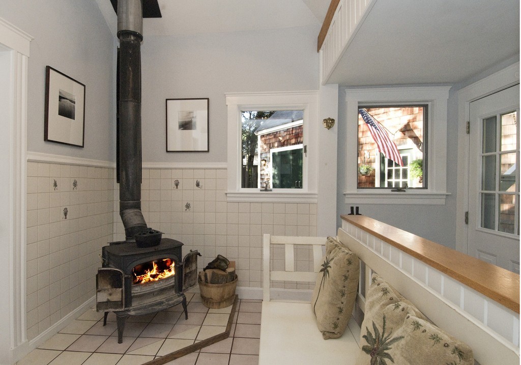 37 Morses Pond Road Wellesley, MA 01760 - Photo 5 of 16 Gallery Image 5