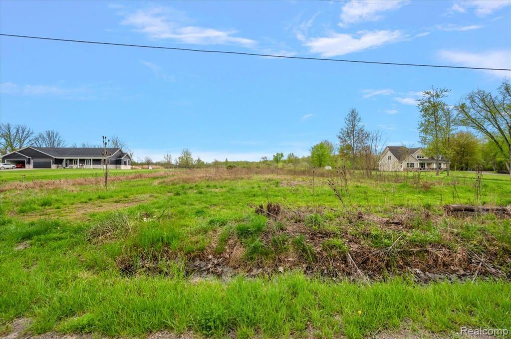 28 28 Mile Road Ray, MI 48096 - Photo 4 of 26