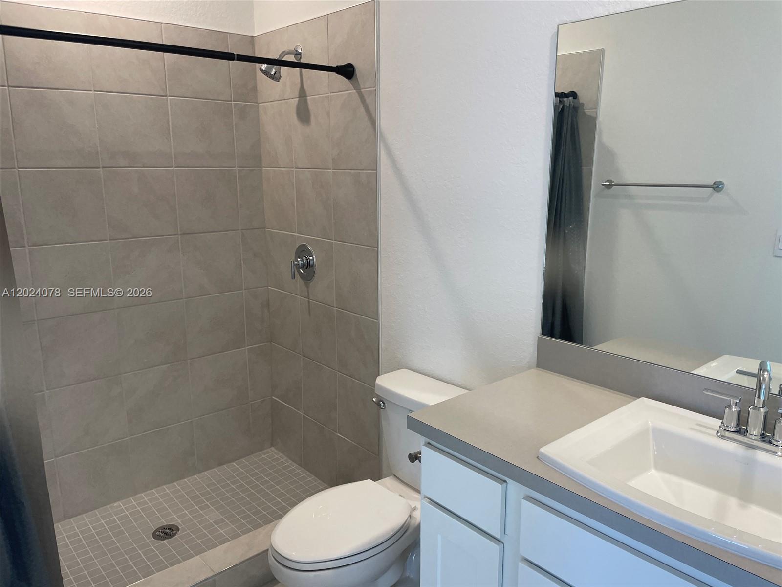 906 Southeast 17th Street Homestead, FL 33034 - Photo 7 of 11