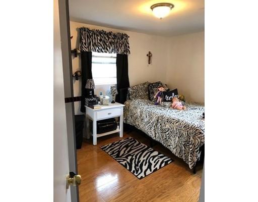 37 Devine Road Randolph, MA 02368 - Photo 11 of 17