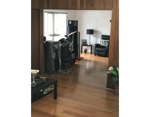 37 Devine Road Randolph, MA 02368 - Photo 14 of 17