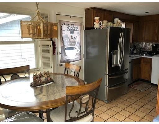 37 Devine Road Randolph, MA 02368 - Photo 6 of 17