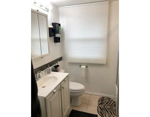 37 Devine Road Randolph, MA 02368 - Photo 8 of 17