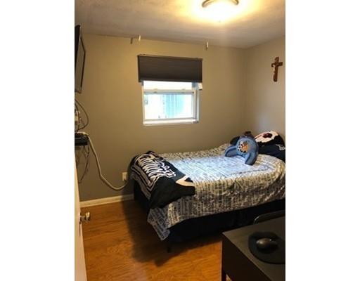 37 Devine Road Randolph, MA 02368 - Photo 9 of 17