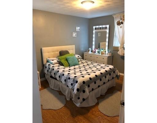 37 Devine Road Randolph, MA 02368 - Photo 10 of 17