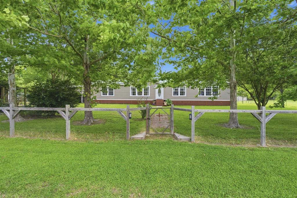 5268 Mattie Reeves Road Lake Charles, LA 70611 - Photo 3 of 21 Gallery Image 3