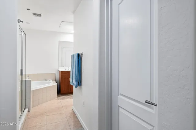 $419,000 | 16 West Encanto Boulevard, Unit 616, Phoenix, AZ 85003