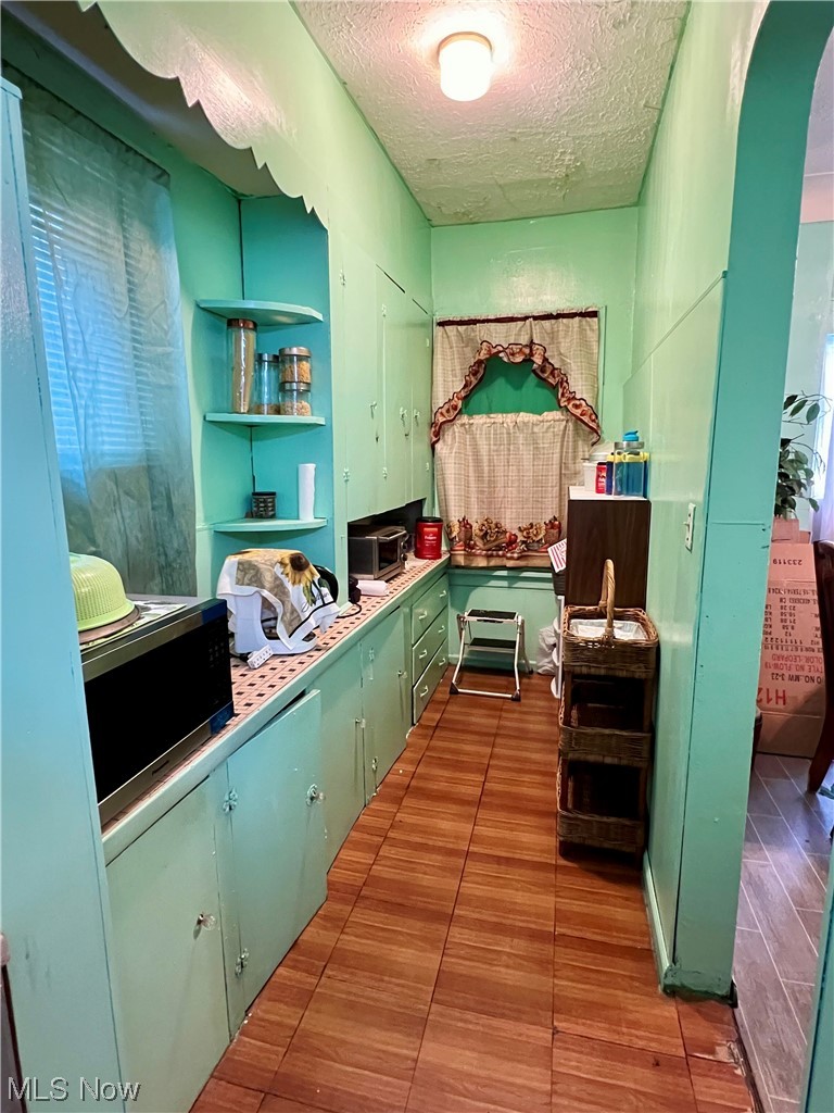 1761 Wayside Road Cleveland, OH 44112 - Photo 6 of 18 Gallery Image 6