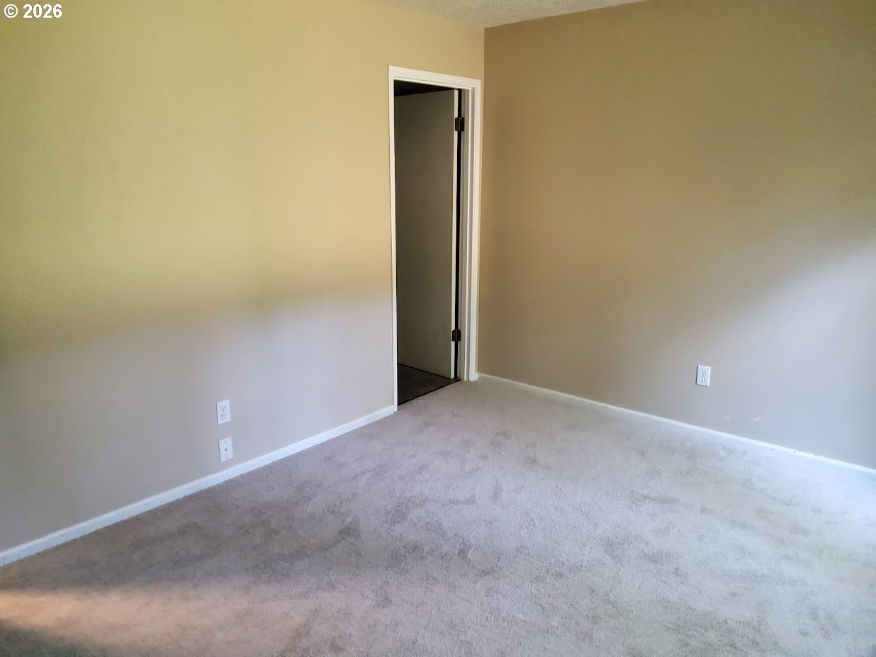 1040 Columbia Ridge Drive, Unit 2 Vancouver, WA 98664 - Photo 5 of 32 Gallery Image 5