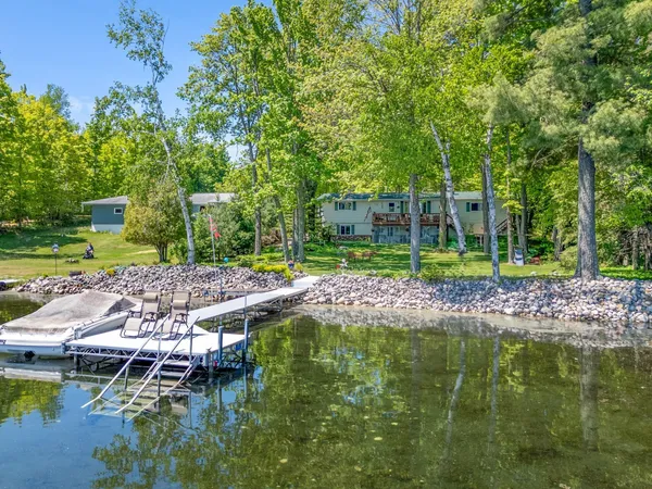 $725,000 | 3824 County Road West, Crandon, WI 54520