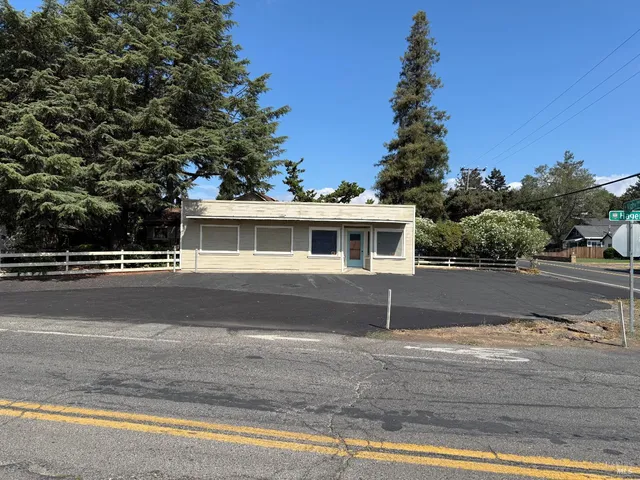 $1,599,000 | 2060 Hagen Road, Napa, CA 94558