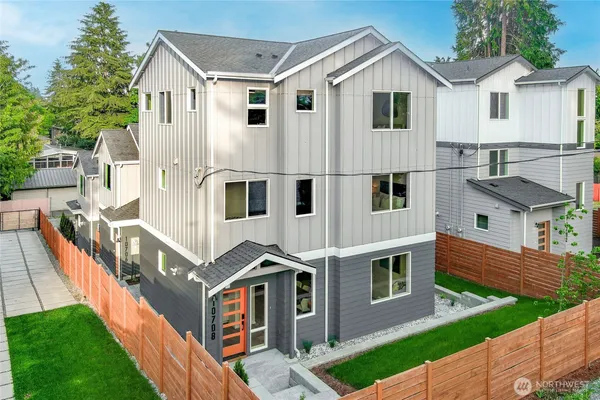 $899,000 | 10708 Linden Avenue North, Seattle, WA 98133
