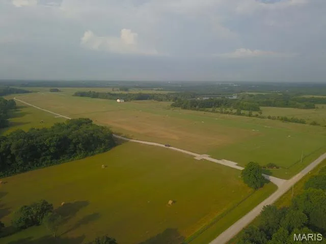 $59,000 | 0 Lot Place, Perry, MO 63462