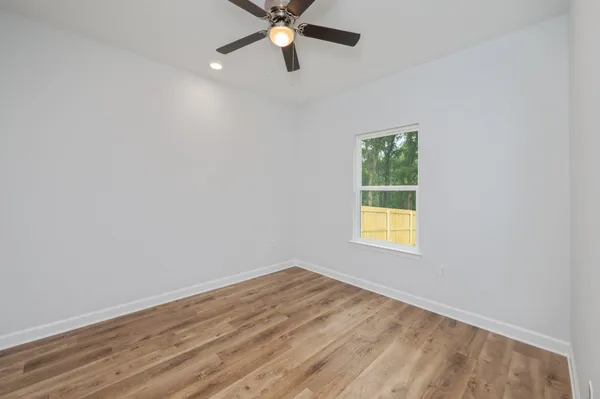 $244,900 | 742 East Chestnut Avenue, Crestview, FL 32539