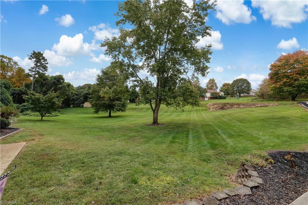 1721 Griffin Road Madison, NC 27025 - Photo 4 of 26