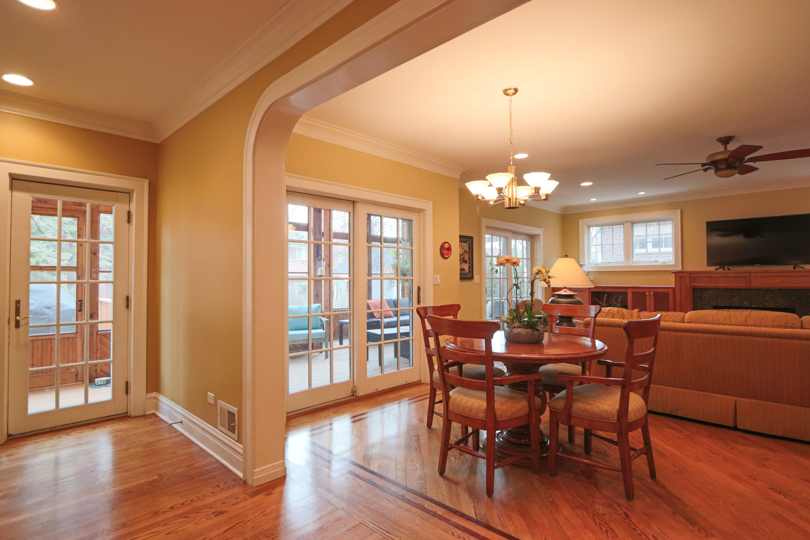 829 Clinton Place River Forest, IL 60305 - Photo 14 of 60
