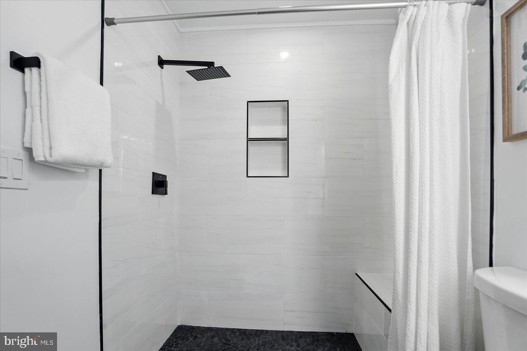 8224 Old Mill Road Pasadena, MD 21122 - Photo 23 of 46