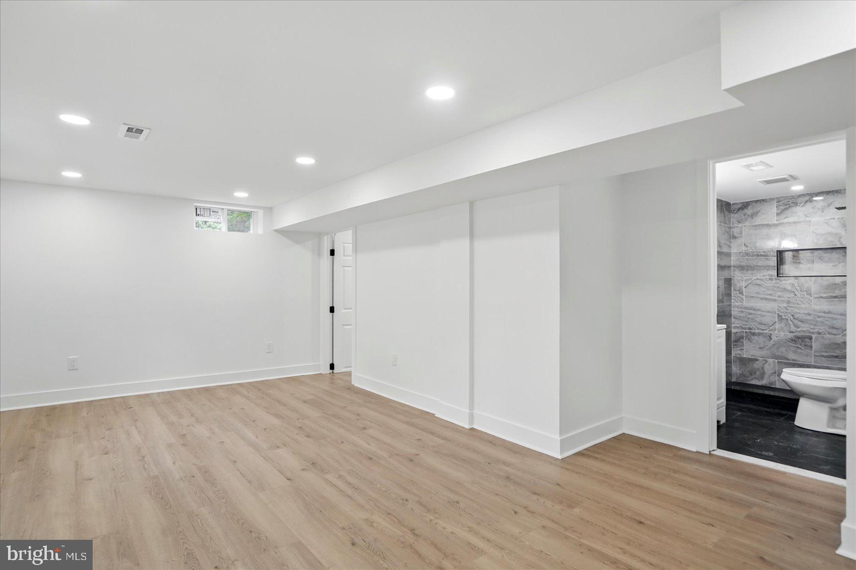 8224 Old Mill Road Pasadena, MD 21122 - Photo 33 of 46