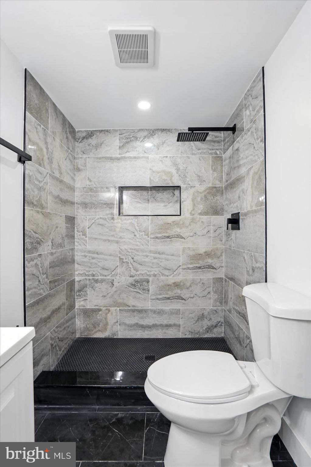 8224 Old Mill Road Pasadena, MD 21122 - Photo 38 of 46