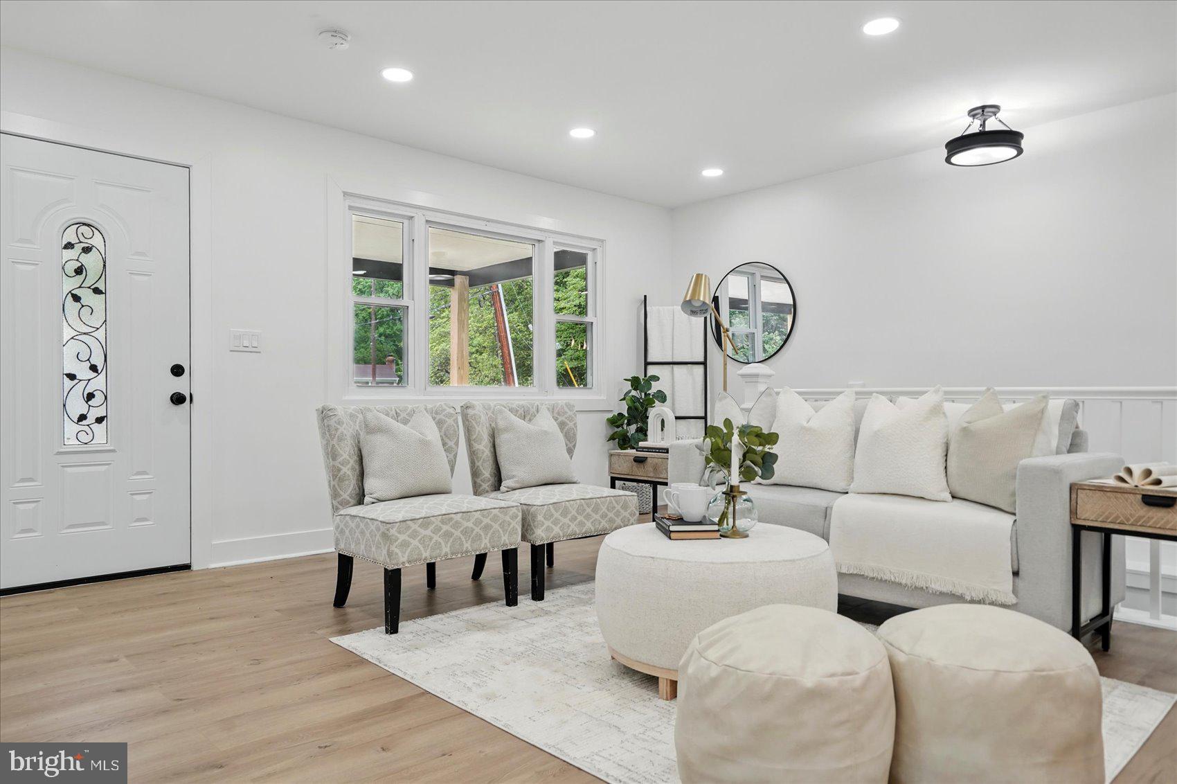 8224 Old Mill Road Pasadena, MD 21122 - Photo 4 of 46