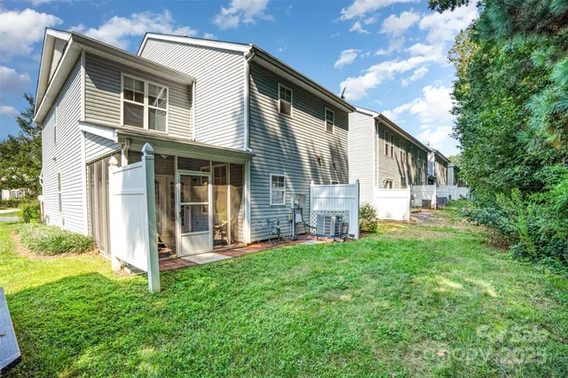 $339,900 | 16659 Commons Creek Drive, Charlotte, NC 28277