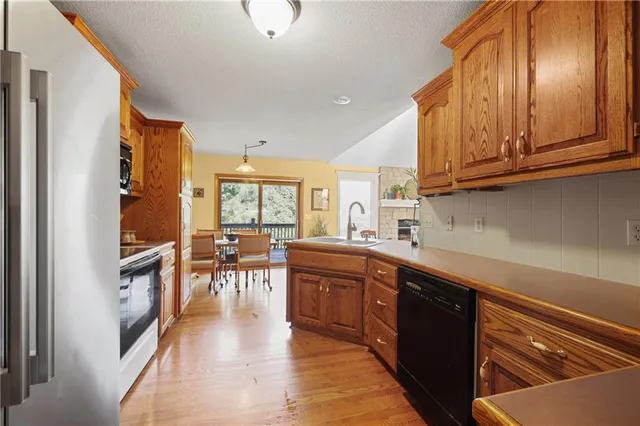 $495,000 | 13520 Sycamore Drive, Platte City, MO 64079