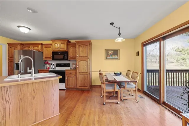 $495,000 | 13520 Sycamore Drive, Platte City, MO 64079