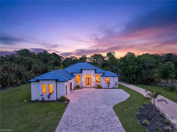 $1,749,999 | 522 17th Street Southwest, Naples, FL 34117