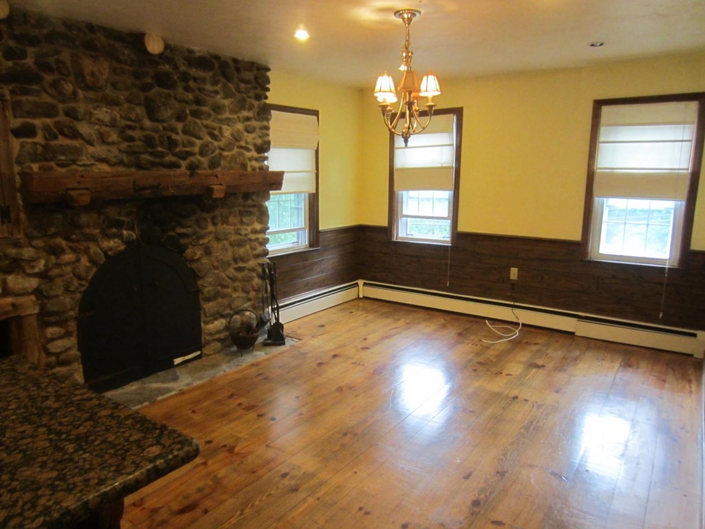 124 State Road East Westminster, MA 01473 - Photo 11 of 30 Gallery Image 11