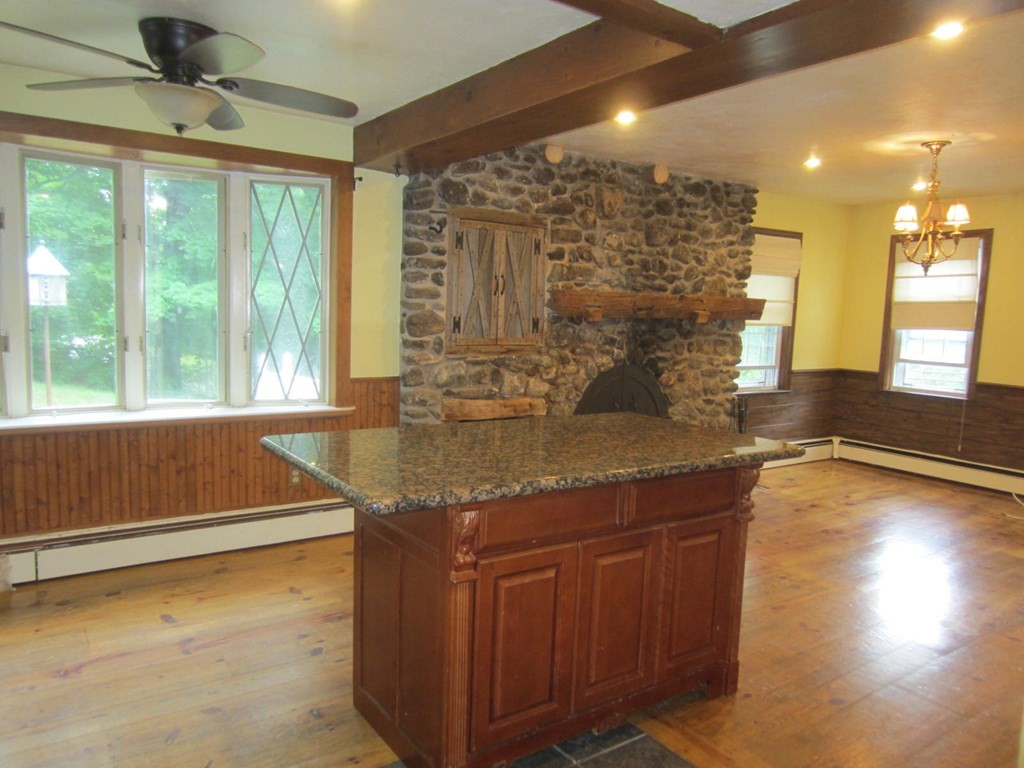 124 State Road East Westminster, MA 01473 - Photo 13 of 30 Gallery Image 13