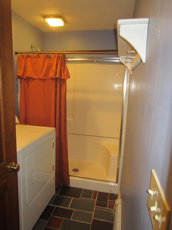 124 State Road East Westminster, MA 01473 - Photo 17 of 30 Gallery Image 17