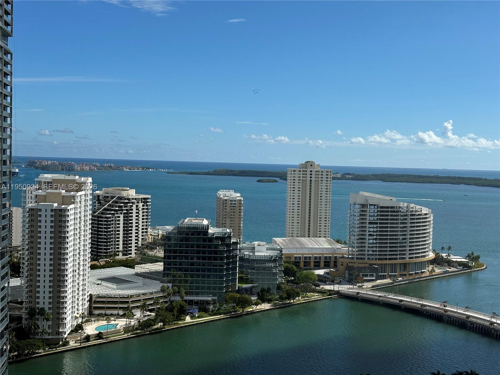 500 Brickell Avenue, Unit 3302 Miami, FL 33131 - Photo 7 of 7