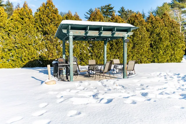 $19,000 | 2955 White Mountain Highway, Unit 207 (W31), Conway, NH 03860